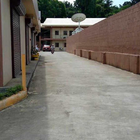 Palawan Casa Apartment Puerto Princesa ภายนอก รูปภาพ